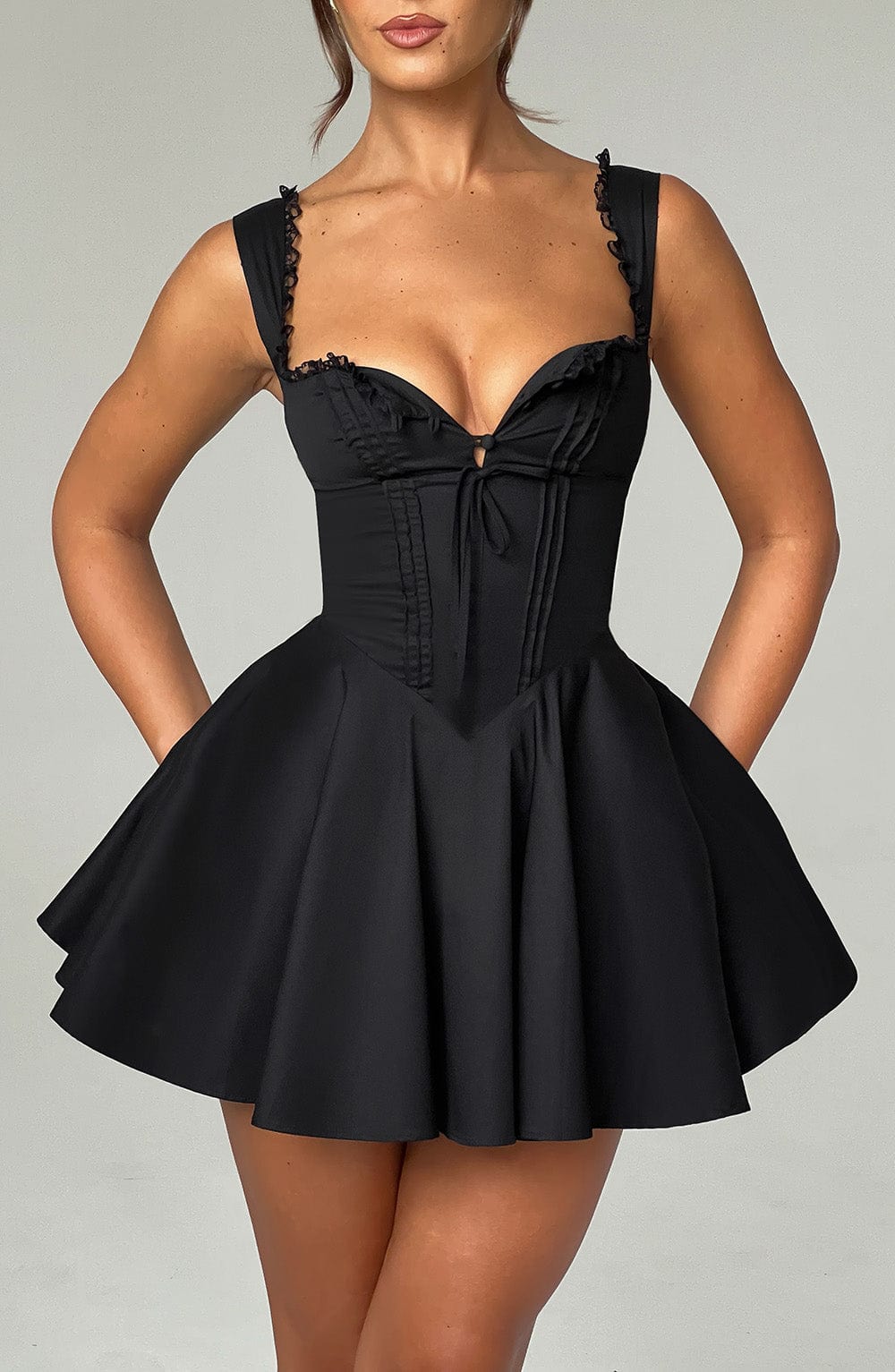 Antonella Mini Dress - Black - Napalia