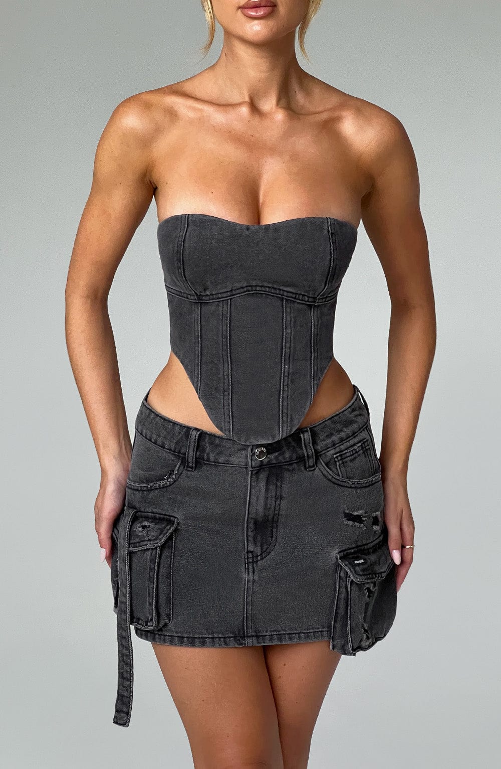 Billie Mini Skirt - Black Wash - Napalia