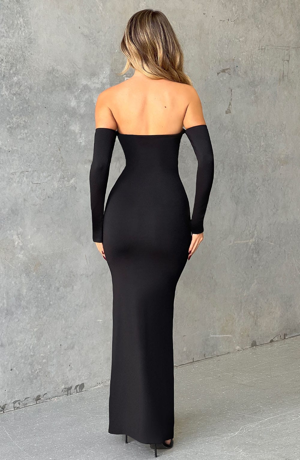 Daphne Maxi Dress - Jet Black - Napalia