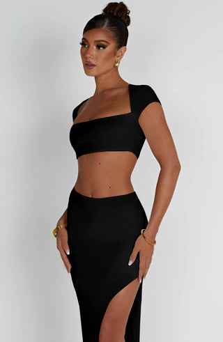 Adorn Top - Black - Napalia